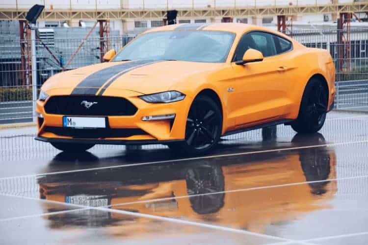 rent a Ford Mustang GT Facelift in Munich 1