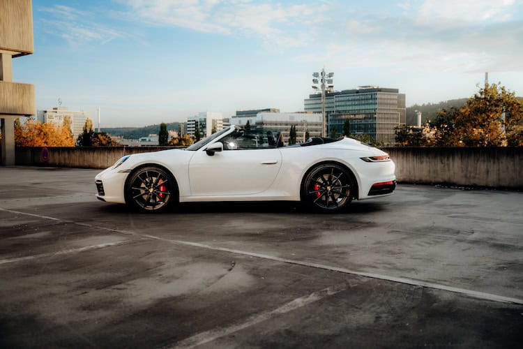 Side view left Porsche 911 Carrera S Cabrio in Zürich
