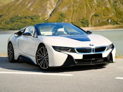 front view of the BMW i8 Roadster in zurich